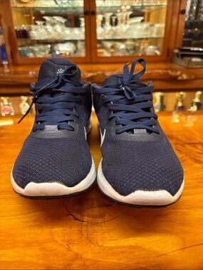 Men's Navy Nike Revolution 6